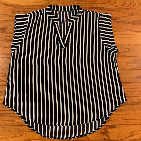 SHEIN size 2XL Black and white stripe V-neck blouse - Picture 1 of 10